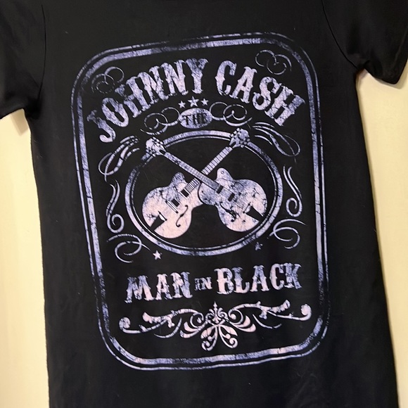 Johnny Cash Man in Black Band T-shirt Women’s Medium - Picture 2 of 4